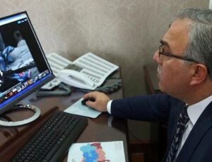 TOKİ Başkanı Turan Yılın Fotoğrafları oylamasına katıldı