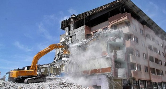 Risk taşımayan binalar yıkılamayacak