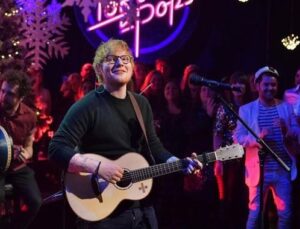 Ed Sheeran köy satın aldı