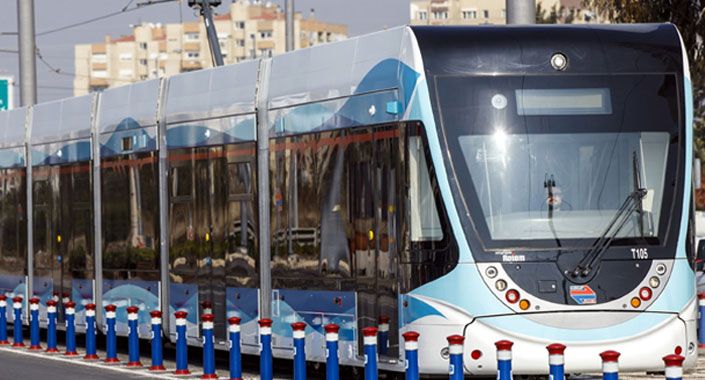 Konak Tramvay hattına elektrik veriliyor