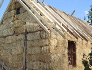 160 balya samanla yaptıkları evde oturuyorlar