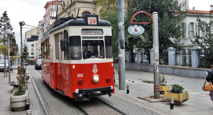 Kadıköy-Moda Nostaljik Tramvayı İBB’ye devredildi