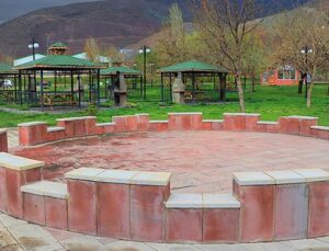 Erzincan’ın andezit taşı 100 yıl çürümeden hizmet veriyor