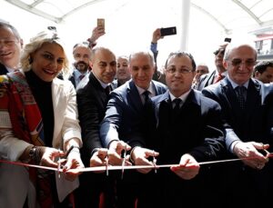 İstMarina AVM kapılarını ziyarete açtı