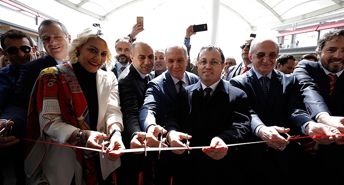 İstMarina AVM kapılarını ziyarete açtı