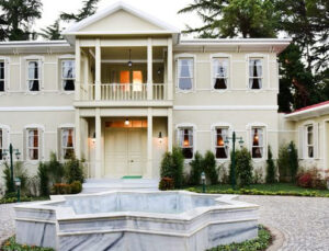 İstanbullu Gelin dizisindeki Boran Konağı nerede?