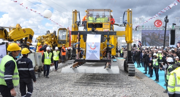 Ankara-Sivas YHT hattı ilk ray serimi yapıldı