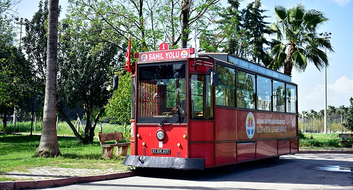 Sözlü’den Adana’ya ücretsiz nostaljik tramvay