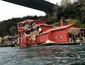 Tarihi yalıya çarpan gemi ile ilgili flaş karar