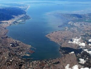 İzmir Körfezi ihalesine 12 firma 9 teklifle katıldı