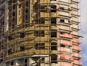 Yanmaz yalıtım malzemeleri yangının yayılmasını önlüyor