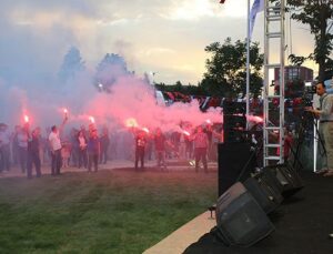 Bakırköyspor Vakfı’nın yerine Bakırköy Sanatçılar Parkı açıldı