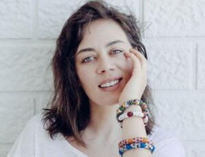 Demet Evgar Sarıyer’de aylık 18 bin TL’ye köşk kiraladı