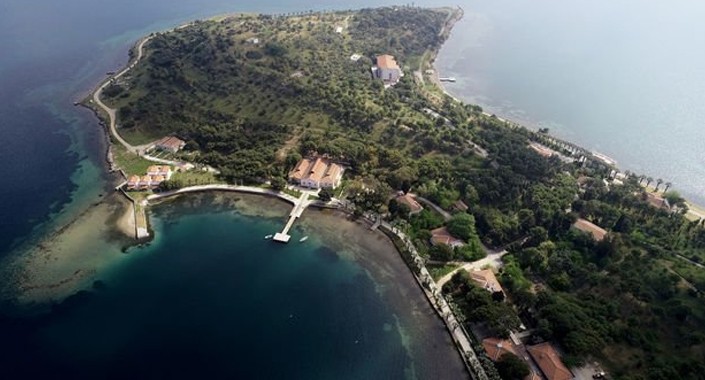 İzmir Urla’daki Karantina Adası’na 2 önemli proje geliyor