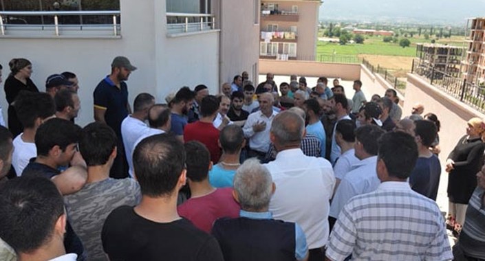 Müteahhit 500 aileyi dolandırıp kaçtı