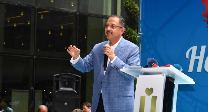 Bakan Özhaseki Üsküdar’da İmar Barışını anlattı