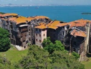 Büyükada’daki tarihi Rum Yetimhanesi restorasyonu bekliyor