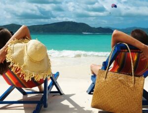 Siz tatildeyken hırsızları evinizden uzak tutacak 6 önlem