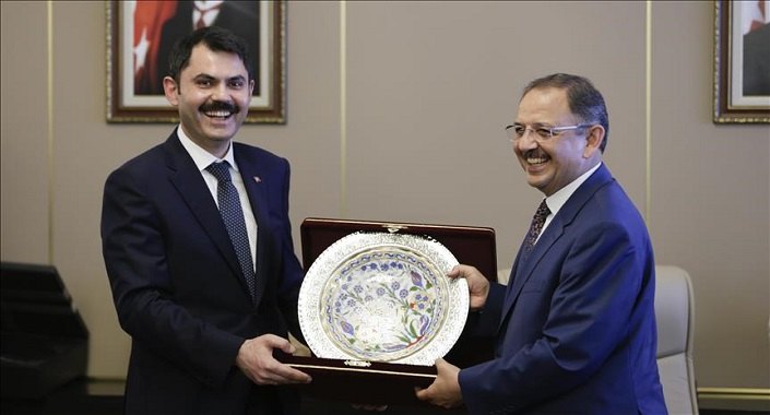 Murat Kurum, görevi Mehmet Özhaseki’den devraldı