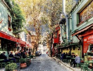 Kentler dönüşecekse keşke her yer Kuzguncuk’a dönüşse