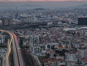 Mahmut Akbal: İstanbul’daki konut stoku 1,5 yılda biter