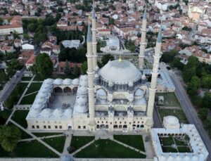 Selimiye Camisi bayram boyunca doldu taştı