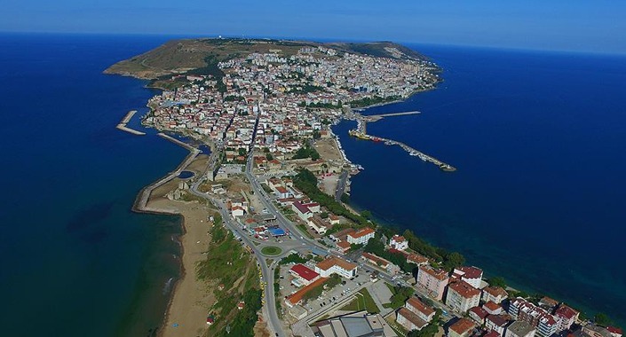 40 bin nüfuslu Sinop’a tatilde 270 bin araç girişi oldu