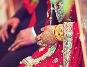 Kuveyt’te evlilik ateş pahası olunca gençler mesafeli duruyor