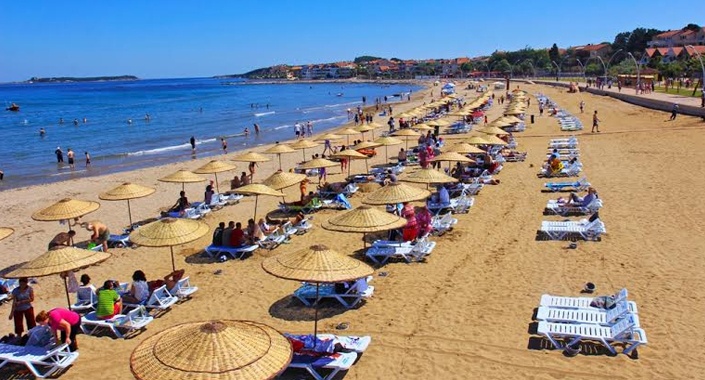 Bakan Ersoy: Bu yıl halk plajları ihalesi yapacağız