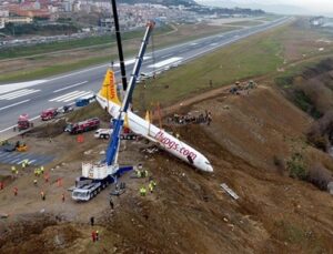Pistten çıkan uçak millet kıraathanesi olacak