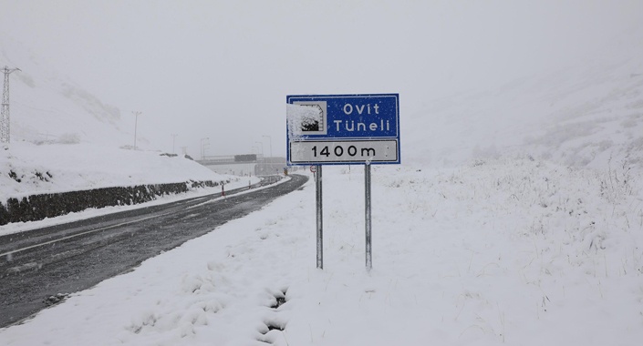 Ovit Dağı geçidi ulaşıma kapatıldı