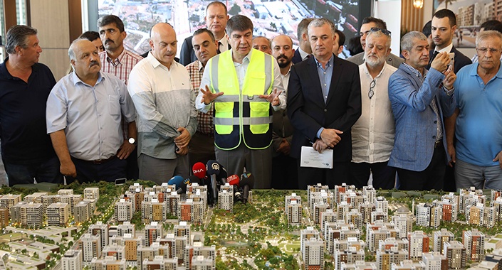 Türel’den Sur Yapı Antalya Projesi’ne ziyaret