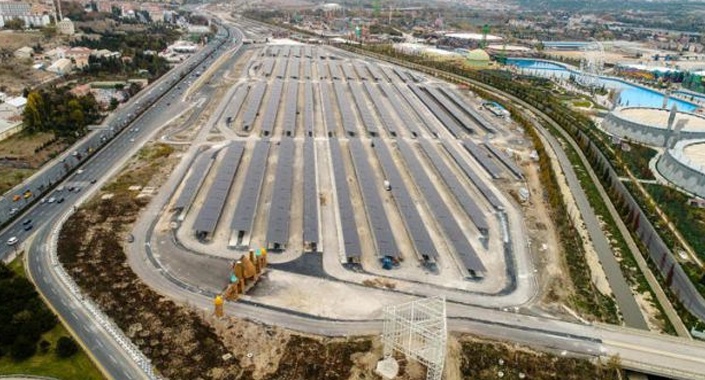 Altı otopark üstü güneş enerjisi santrali