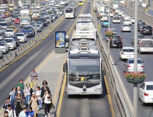 İBB’den 32 hatta ücretsiz aktarma hizmeti