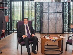 Sinpaş Finans Şehir’de 2019 ekonomi değerlendirmesi yapıldı