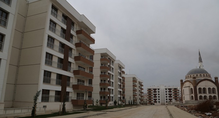 Cizre’de terör mağdurları evlerine kavuşuyor