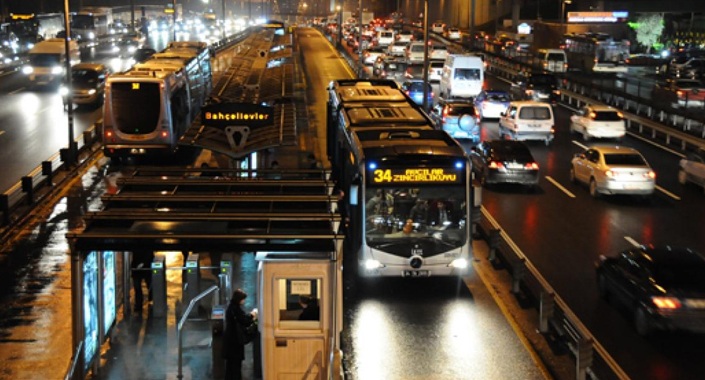 İETT, yılbaşı gecesi sabaha kadar ek seferler düzenleyecek