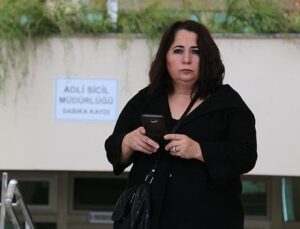 Kira ödemeyen kızını icraya verdi