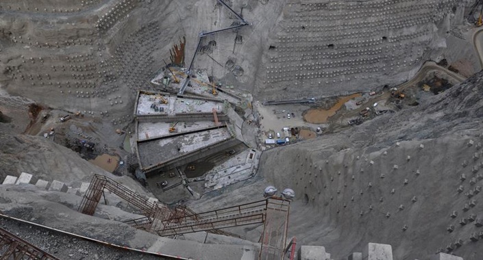 Yusufeli Barajı’nda gövde yüksekliği 50 metreye ulaştı