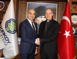 Bakırköy Belediyesi Süryani Kilisesi’ne inşaat ruhsatı veriyor