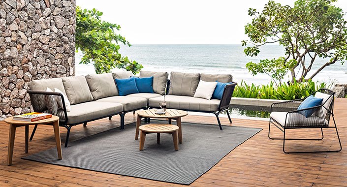 Açık havada dar alanlara için dekorasyonun püf noktaları