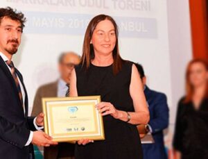 Folkart itibar ödülü aldı