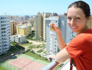 Yabancı kapı komşularımızın sayısı 300 bini geçti