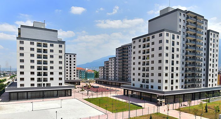 Bursa’daki Hümahatun Evleri sahiplerine teslim edildi