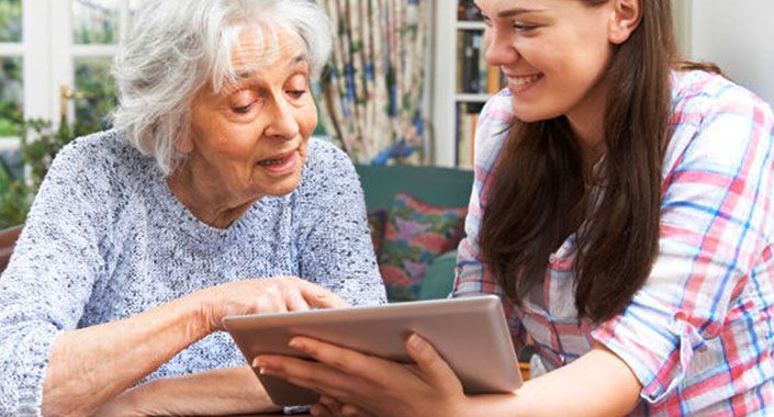 Yaşlılarda internet kullanımı 4 kat arttı
