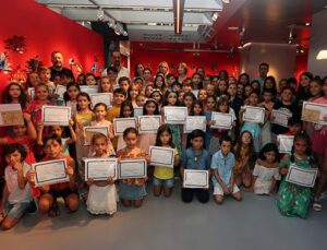 Folkart’ın minik sanatçıları sertifika aldı