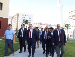 TOKİ Başkanı Bulut, Ankara şantiyelerini inceledi