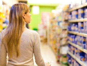 Tüketici gelecekten hala umutsuz