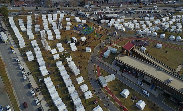 Elazığ’da fabrika binaları afetzedeye açıldı