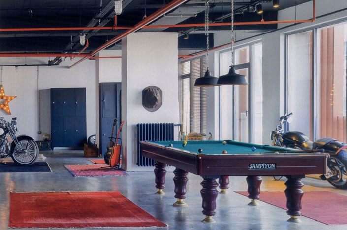 İçinden araba geçen ev – EmlakNews.com.tr